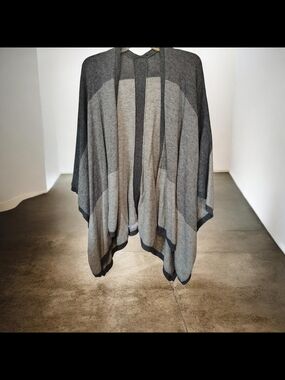 Gray Two-Tone Cashmere Poncho
